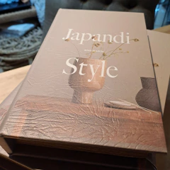 Caja Libro Japandi mediana 26x17cm en internet