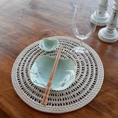 Individual de Rattan blanco calado circular 35cm - comprar online