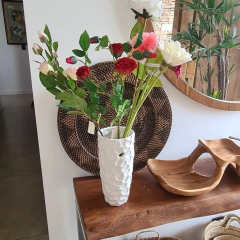 Imagen de Florero blanco escamas 27cm