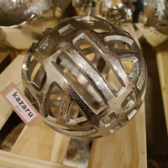 Adorno esfera aluminio calada - comprar online