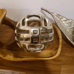 Adorno esfera aluminio calada - kazaru
