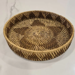 Bandeja Flor Rattan redonda estrella marrón 30cm