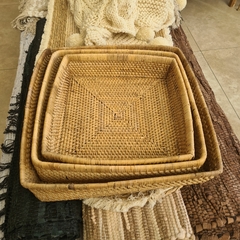 Bandeja Rattan cuadrada grande 40cm - comprar online