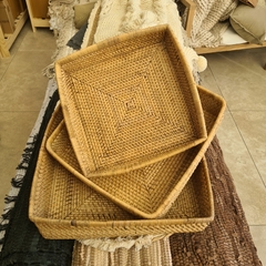 Imagen de Bandeja Rattan cuadrada grande 40cm