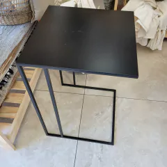 Mesa de arrime notebook para sillon hierro negra - comprar online