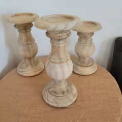 Juego x2 candelabros madera aguado blanco alto 30cm - comprar online