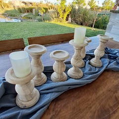 Imagen de Juego x2 candelabros madera aguado blanco alto 30cm