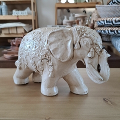 Elefante de cerámica beige chico 25cm - comprar online