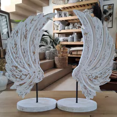 Par de Alas jesuíticas de madera en pedestal 38cm - comprar online