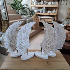 Par de Alas jesuíticas de madera en pedestal 38cm en internet