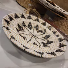 Plato de sitio blanco y negro 30cm - comprar online