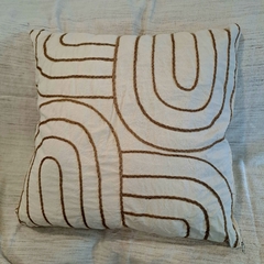 Almohadon Africa rayitas 70x70cm - kazaru
