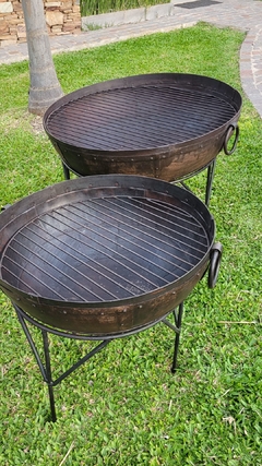 Fogonero Cuenco de Hierro 2 manijas pie y parrilla de la India 80Cm - kazaru