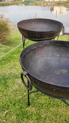 Fogonero Cuenco de Hierro 2 manijas pie y parrilla de la India 60Cm - tienda online