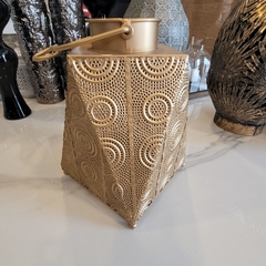 Imagen de Portavela Fanal Dorado Chico Chapa con Manija 26Cm