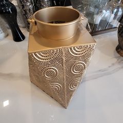 Portavela Fanal Dorado Chico Chapa con Manija 26Cm