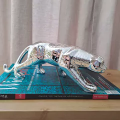 Leopardo de Cerámica Plata 28X9cm - comprar online