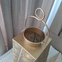 Portavela Fanal Dorado Chico Chapa con Manija 26Cm - comprar online