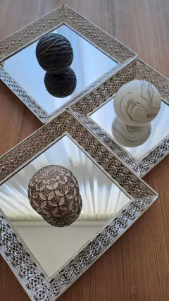 Set x3 Bandejas Cuadradas espejadas borde plano plata - comprar online