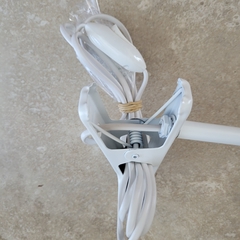 Lampara Olivia Clip blanco 25x10cm - comprar online