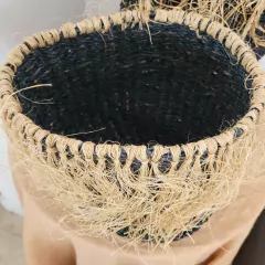 Setx2 Canasto Portamacetas Seagrass con Flecos Negros en internet