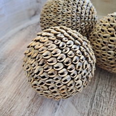 Esfera marrón caracoles natural 10cm en internet