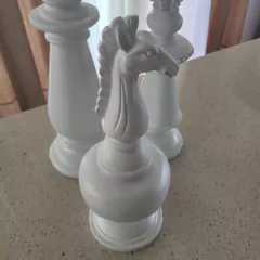 Imagen de Set x3 Piezas de Ajedrez Blancas de cerámica