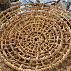 Bandeja Momo Redonda Caladas Banano Chica 25cm - kazaru