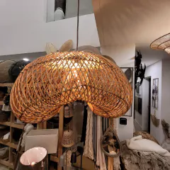 Pantalla Doha Labio Grande 60cm