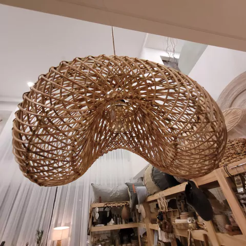 Pantalla Doha Labio Chica 50cm