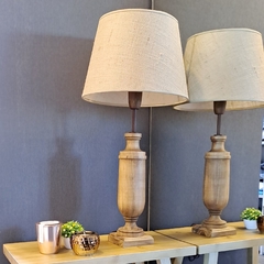 Lampara de mesa Wood madera maciza pantalla arpillera 74cm
