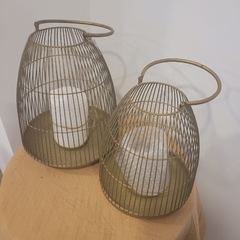 Imagen de Portavela fanal alambre bronce 30cm mas manija