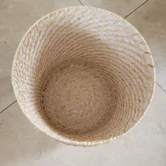 Cesto Rattan Blanco con asas y tapa chico 32X43cm - tienda online