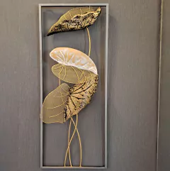 Friso decorativo adorno pared metal 3 hojas 61cm - comprar online