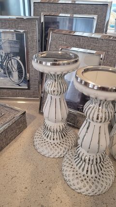Candelabro de vidrio blanco gastado 24cm en internet