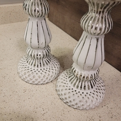 Imagen de Candelabro de vidrio blanco gastado 24cm