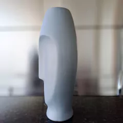 Florero Mascara cara gris 12x12xh28cm cerámica - tienda online