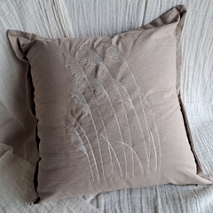 Almohadon Tusor bordado 50x50cm