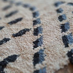 Alfombra Keyra Rombos y rayas 60x90cm4 - kazaru