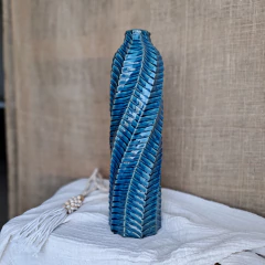 Florero jarrón helicoidal petróleo 47cm - comprar online