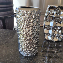 Florero Ceramica Granulado Plata 10X20Cm - comprar online