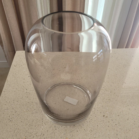 Florero vidrio fume Ragusa 26cm