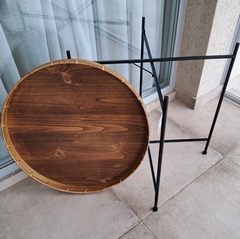 Mesa Boho bandeja madera patas hierro 61x62cm