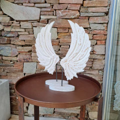 Par de Alas jesuíticas de madera en pedestal 38cm