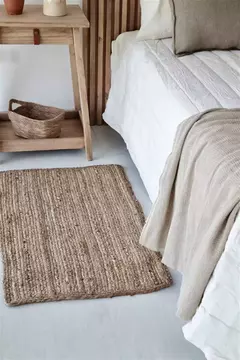 ALFOMBRA COSTADO DE CAMA GUNA yute trenzado natural 100X60cm