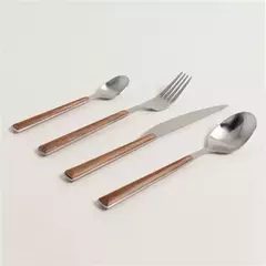 SET DE CUBIERTOS 16 PIEZAS ACERO INOX MANGO MADERA en internet