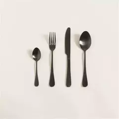 SET DE CUBIERTOS 16 PIEZAS LISBOA NEGRO - comprar online