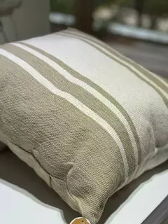 ALMOHADON SANTURCE BEIGE/OPTICO 60X60
