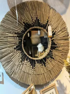 Imagen de ESPEJO FIBRA NATURAL BORDE DESFLECADO 120800