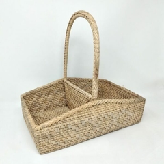 Cesto auxiliar de rattan blanco con manija 30x20cm